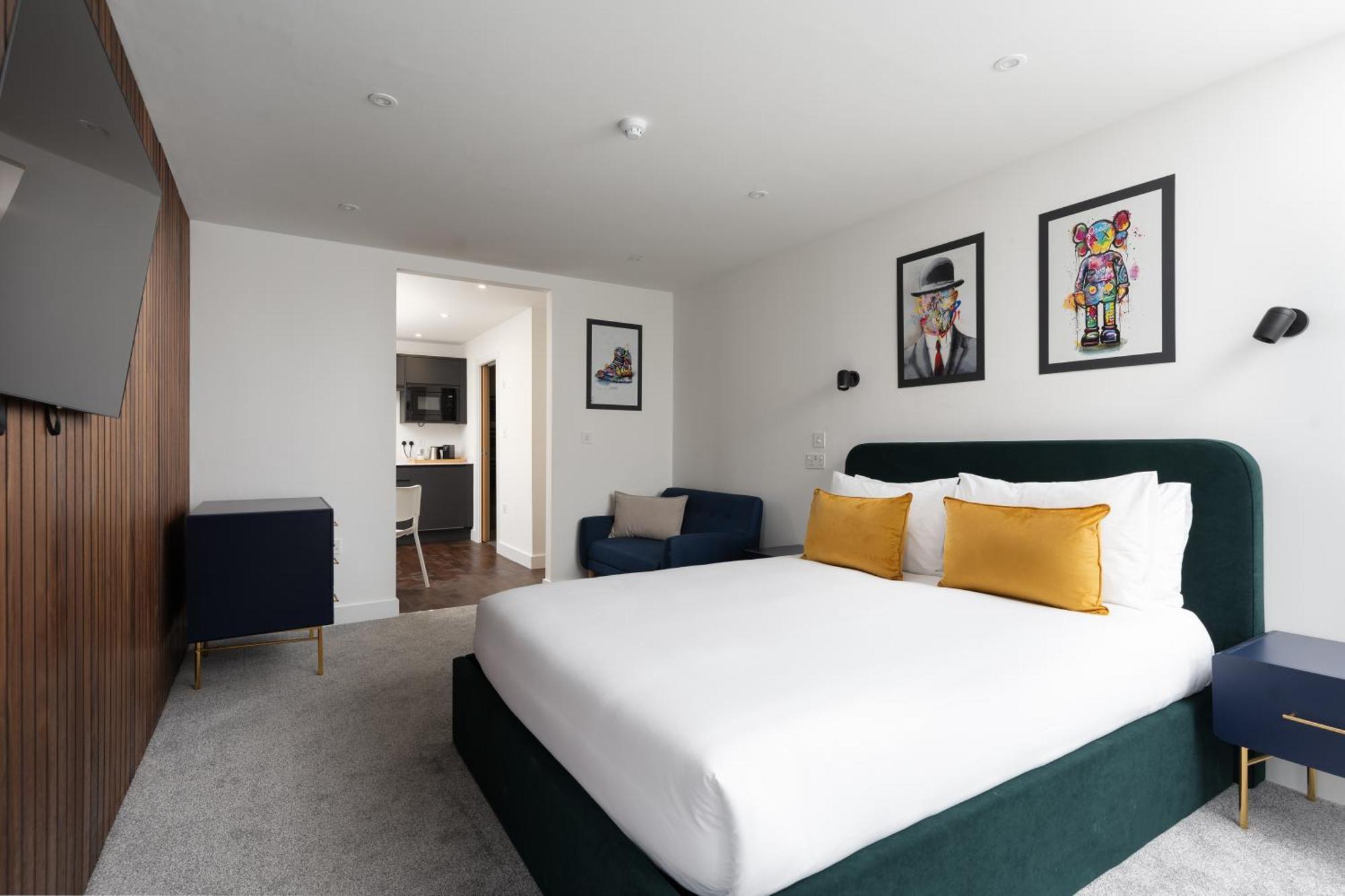 3 Style Double Bedroom In Apartamento Marazion